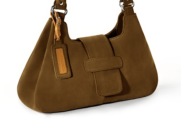 Caramel brown women's dress handbag, matching pumps and belts. Front view - Florence KOOIJMAN